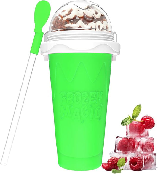 Slushie Maker Cup,DIY Magic Slushy Maker Squeeze Cups,Portable Smoothie Squeeze Cups for Juices,Milk and Ice Cream Make,Double Layer Squeeze Slushy Maker Cup,Birthday Gifts for Mom Dad & Friend(Green）