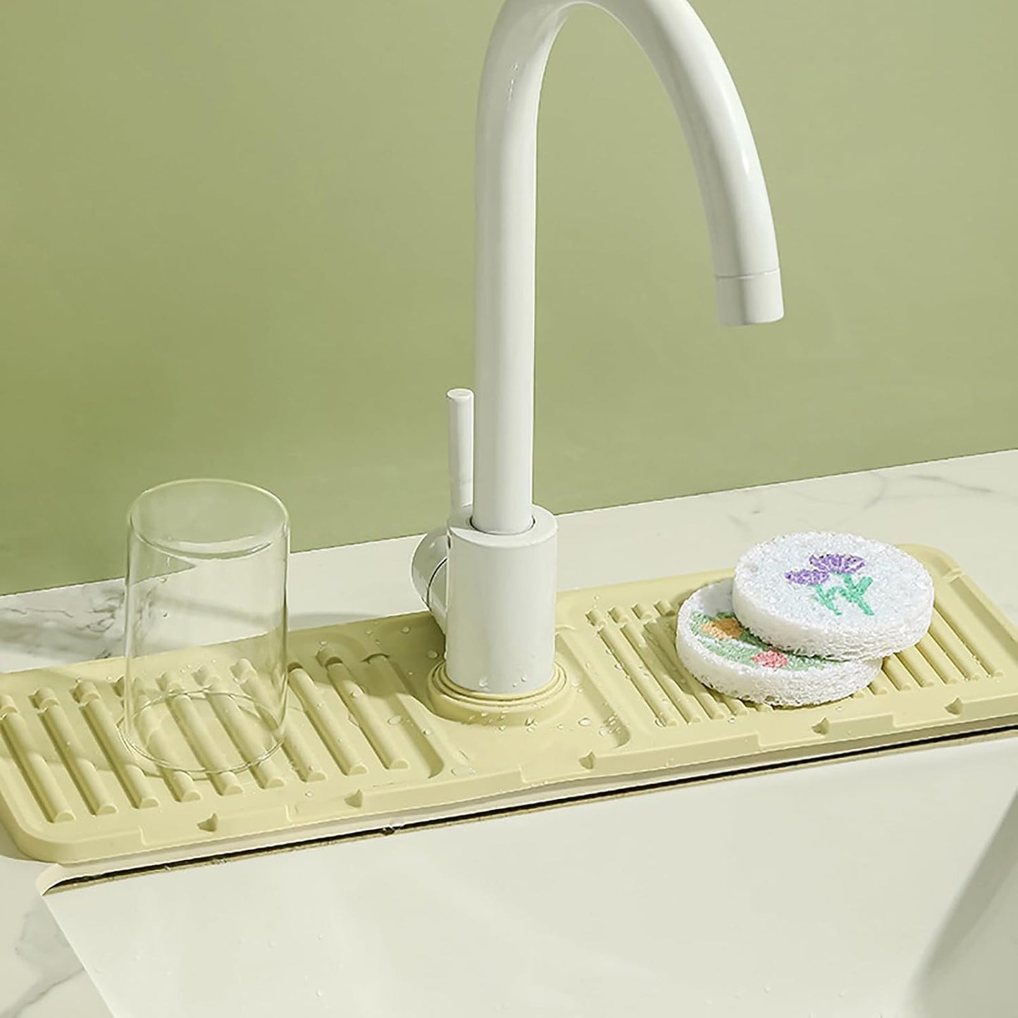 Faucet Mat for Kitchen Sink - 2024 Upgraded Premium Silicone Splash Guard with Fast Drying Properties - Protective Sink Tray Ideal for Stone Sinks in Kitchen & Bathroom (1, Green)